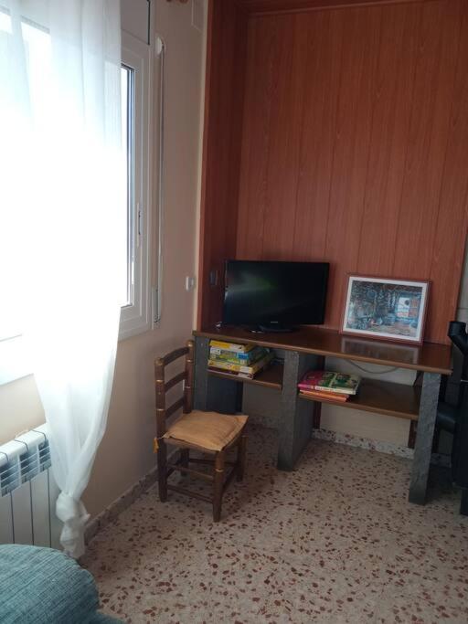 Apartamento-Casa Turistica L'Espigol Сан-Лоренсо-де-Моруніс Екстер'єр фото